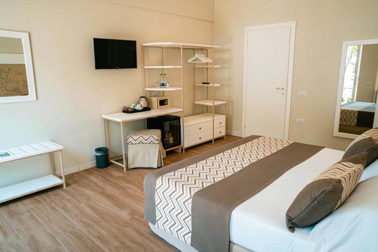 Hotel Lido Beach Phg Oristano Luaran gambar