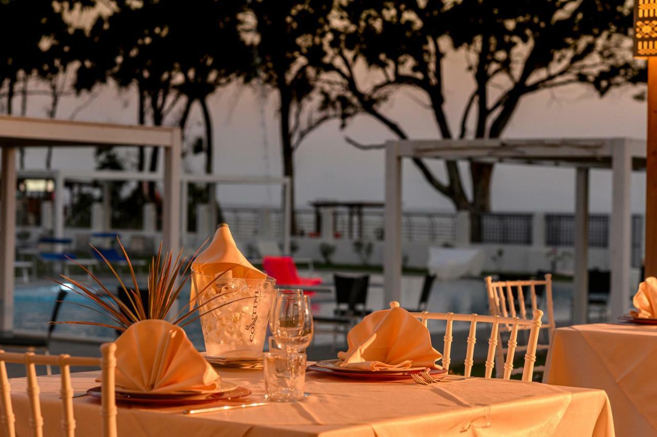 Hotel Lido Beach Phg Oristano Luaran gambar